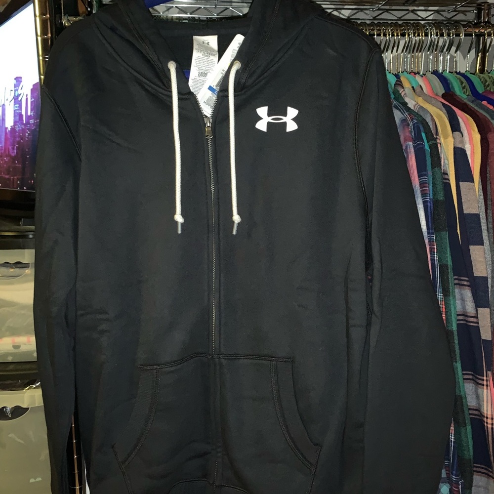 🍓NWT Under Armour sweatshirt size extra large